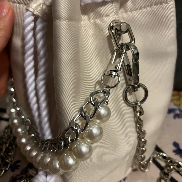 ❌SOLD❌Dior Beige /cream cosmetic convert to crossbody bag - Picture 8 of 13